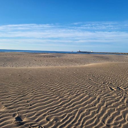 Grand Studio Cabine Proche Plage Et Port 그륏상 외부 사진