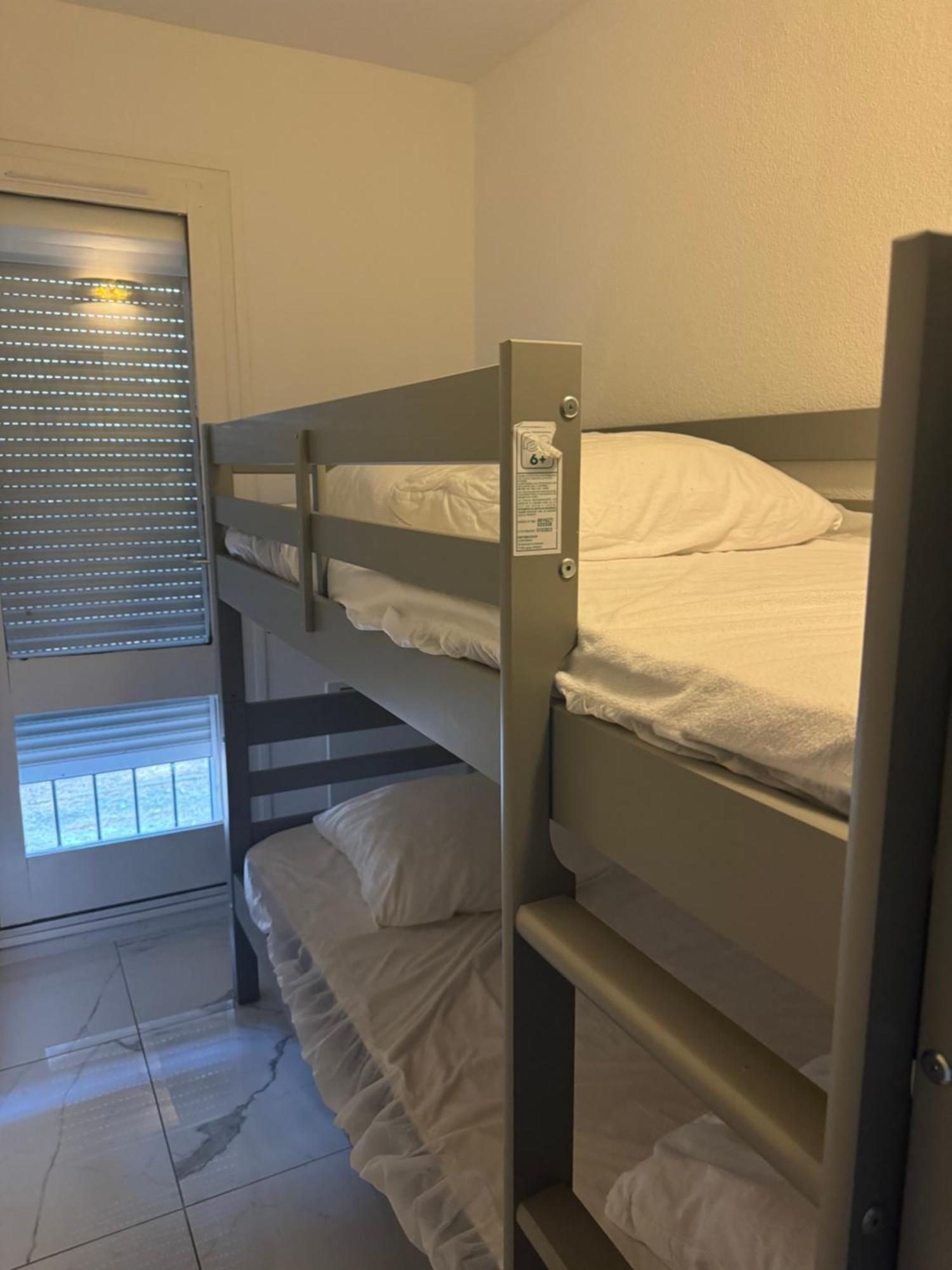 Grand Studio Cabine Proche Plage Et Port 그륏상 외부 사진